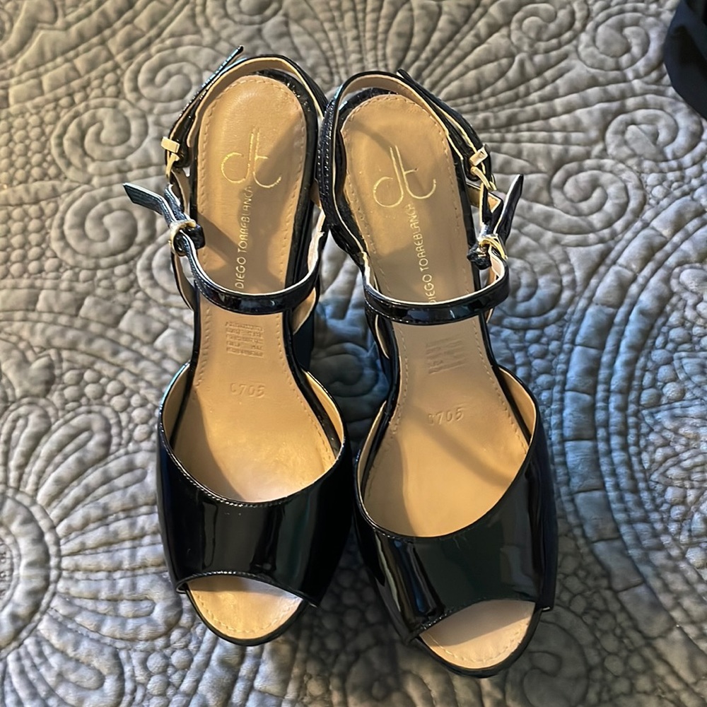 DIEGO TORREBLANCA BLACK PLATFORM WEDGE HEEL OPEN TOE SHOES (5.5)